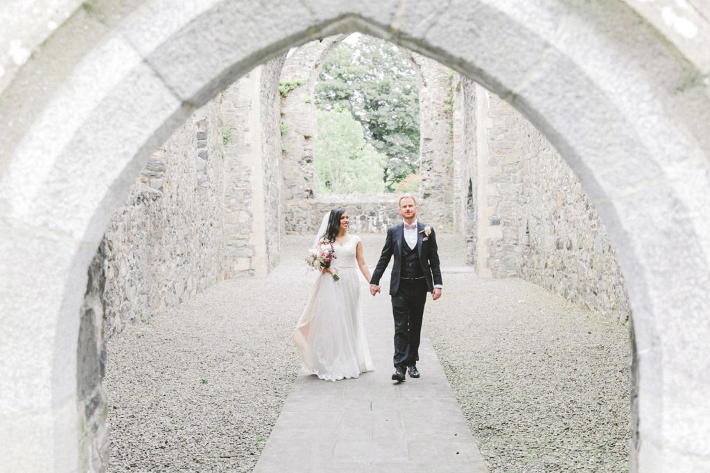 Couple in his Elopement in photoshoot