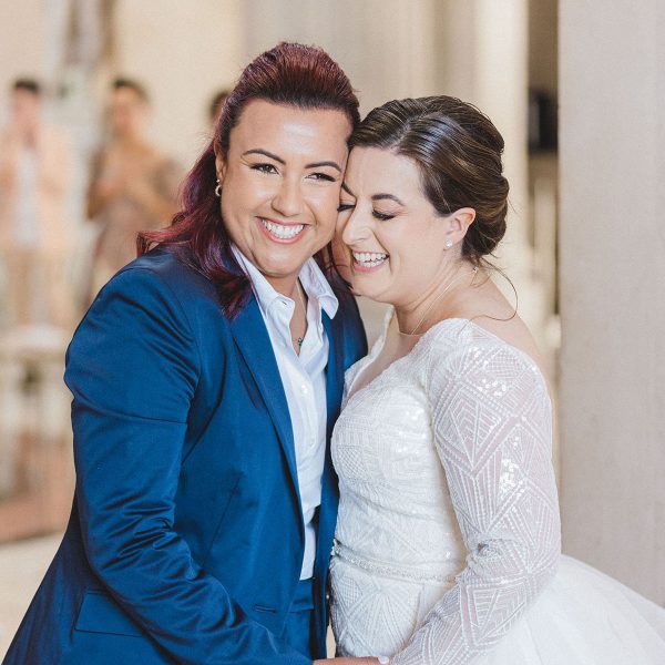 L and R Dublin City Hall wedding captured by award winning irish wedding photographer and videographer team wonder and magic